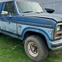 1985 Ford F-150 XLT Pickup 4D 8 Ft