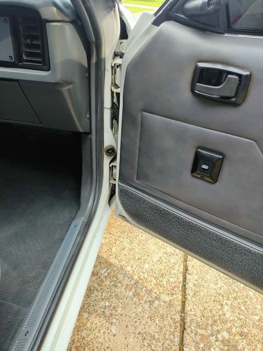 1985 Ford Mustang GT 3rd Gen - Image 12 of 18