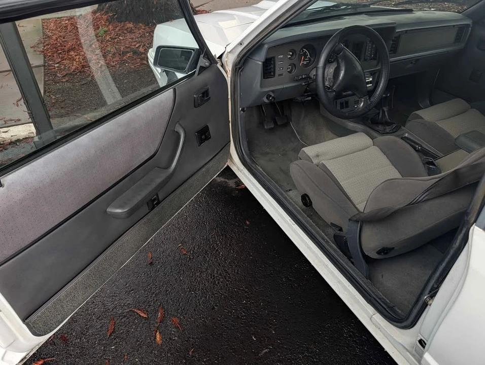 1985 Ford Mustang SVO 3rd Gen - Image 4 of 9
