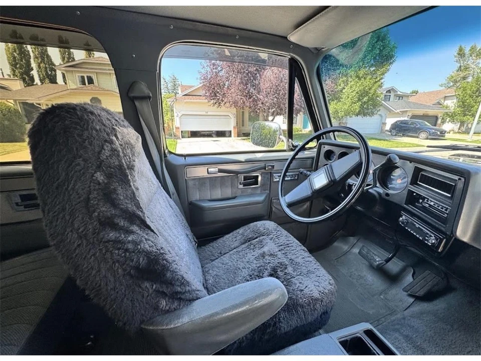 1985 GMC C/K 3rd Gen - Image 11 of 16