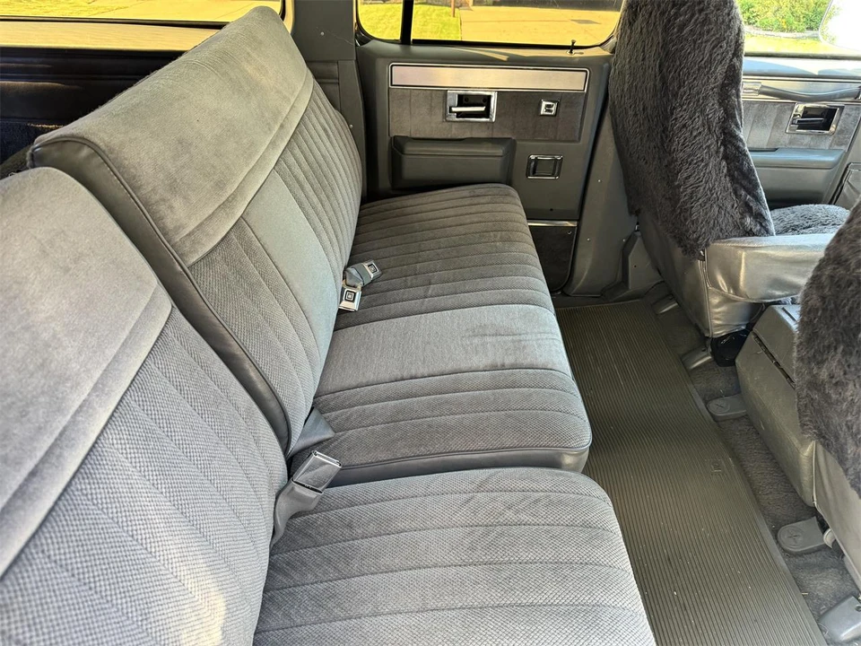 1985 GMC C/K 3rd Gen - Image 15 of 16