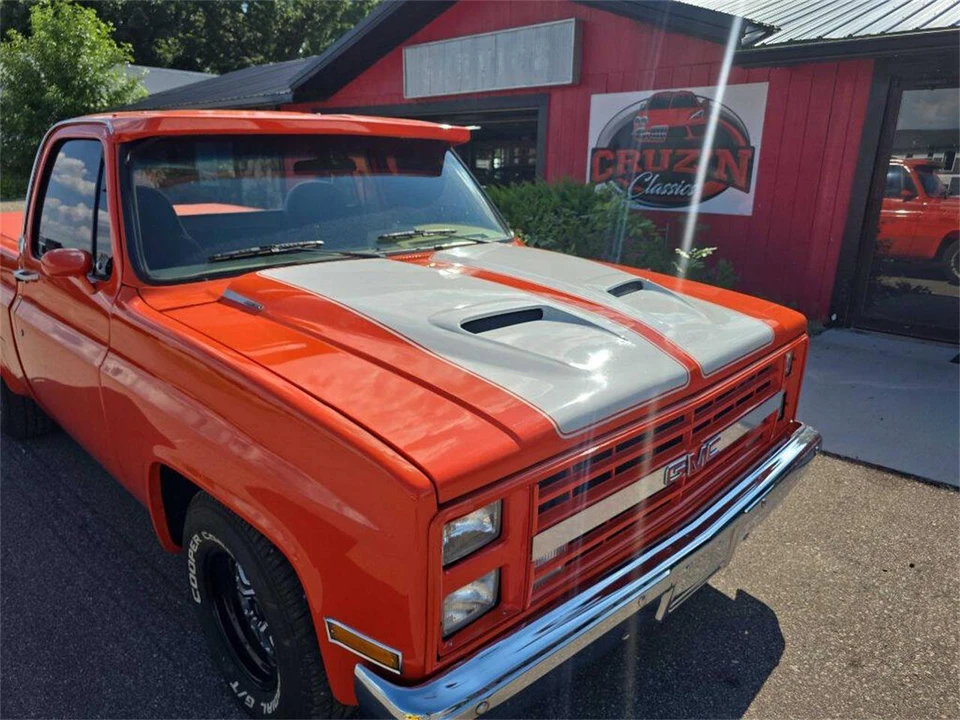 1985 GMC C/K 3rd Gen - Image 4 of 31