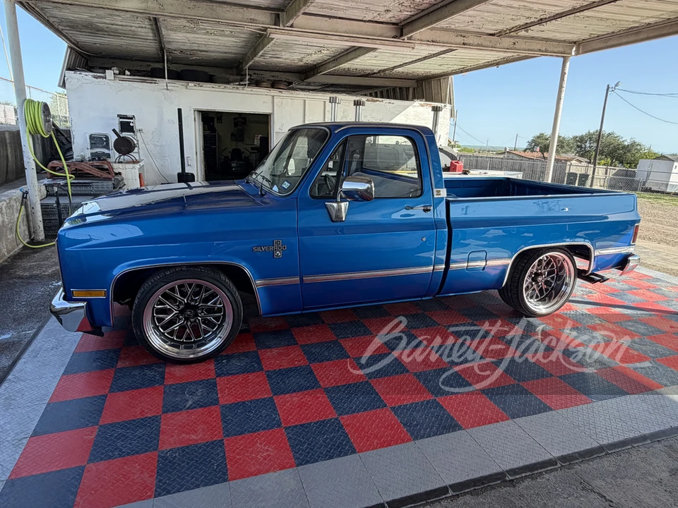 1985 GMC C/K 3rd Gen - Image 2 of 13