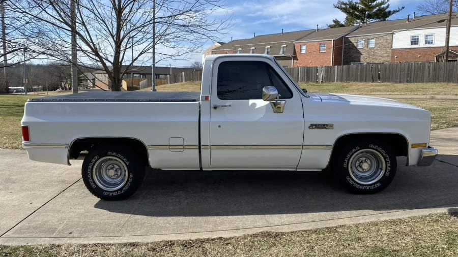 1985 GMC C/K 3rd Gen - Image 2 of 20