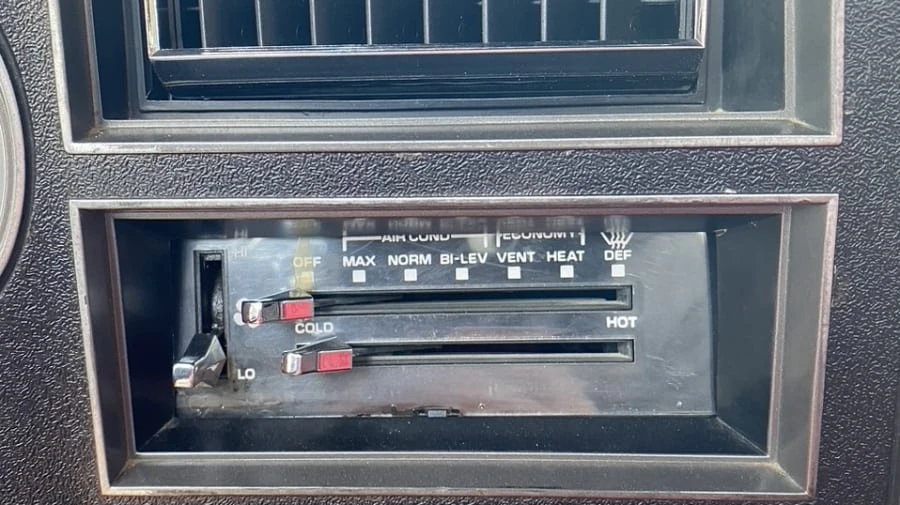1985 GMC C/K 3rd Gen - Image 5 of 20