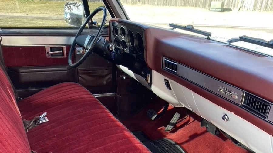 1985 GMC C/K 3rd Gen - Image 6 of 20