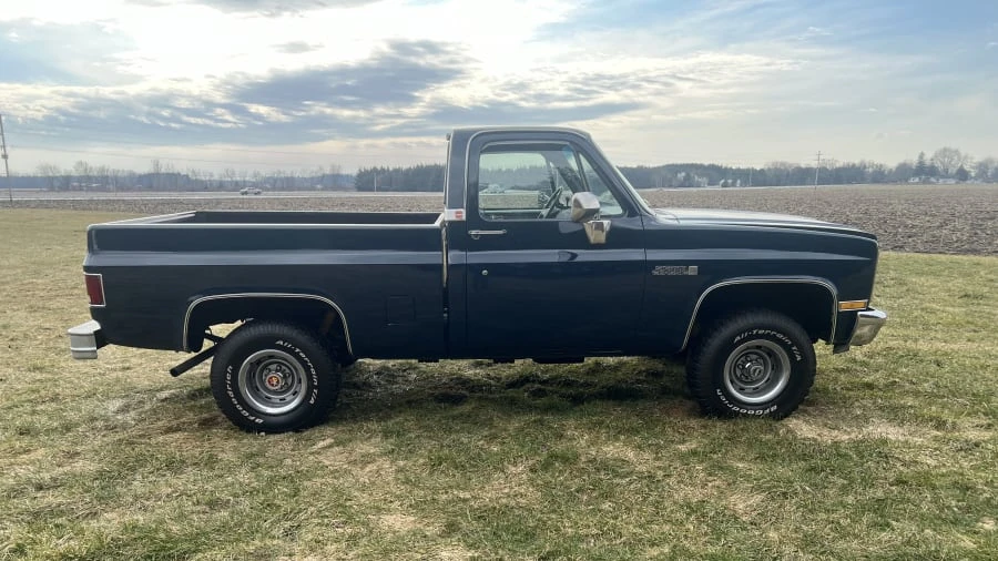 1985 GMC C/K 3rd Gen - Image 5 of 15