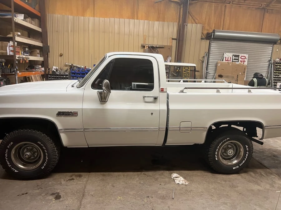 1985 GMC C/K 3rd Gen - Image 8 of 21