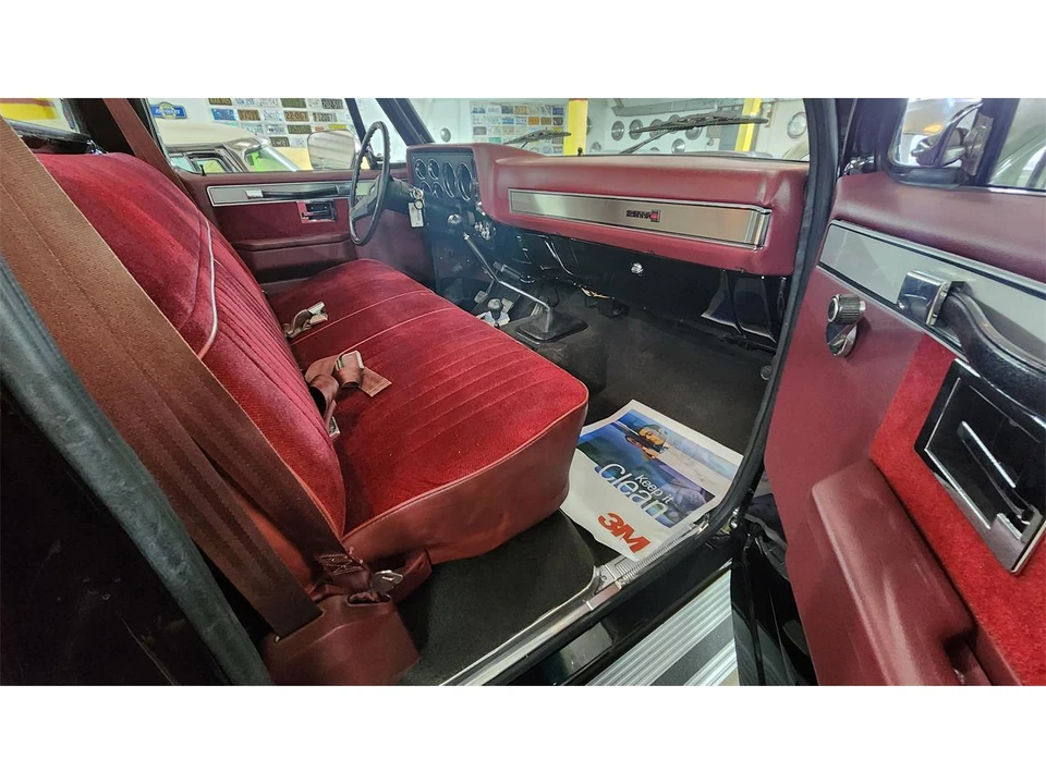 1985 GMC C/K 3rd Gen - Image 7 of 18