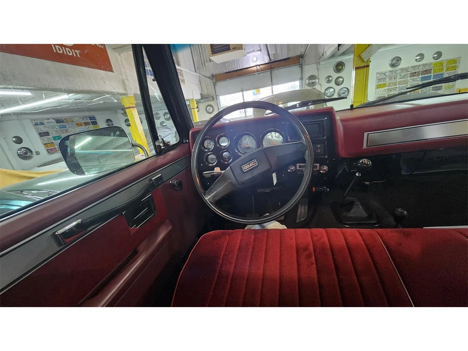 1985 GMC C/K 3rd Gen - Image 9 of 18