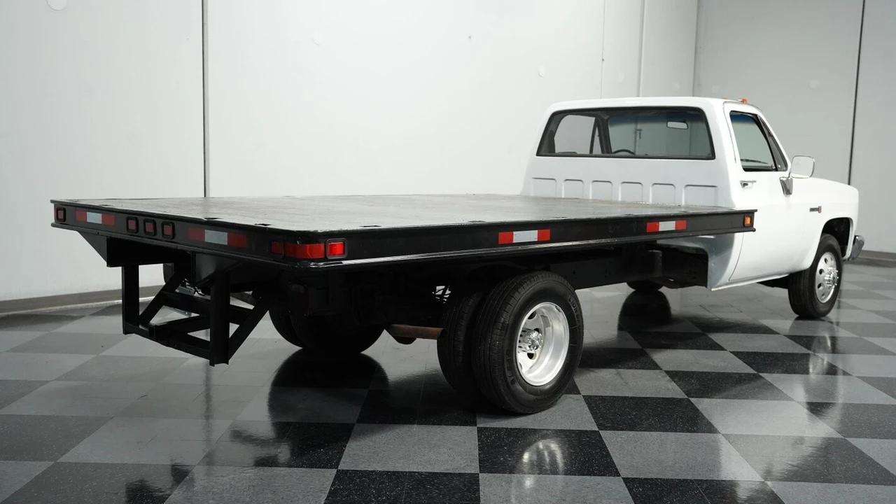 1985 GMC C/K 3rd Gen - Image 11 of 12