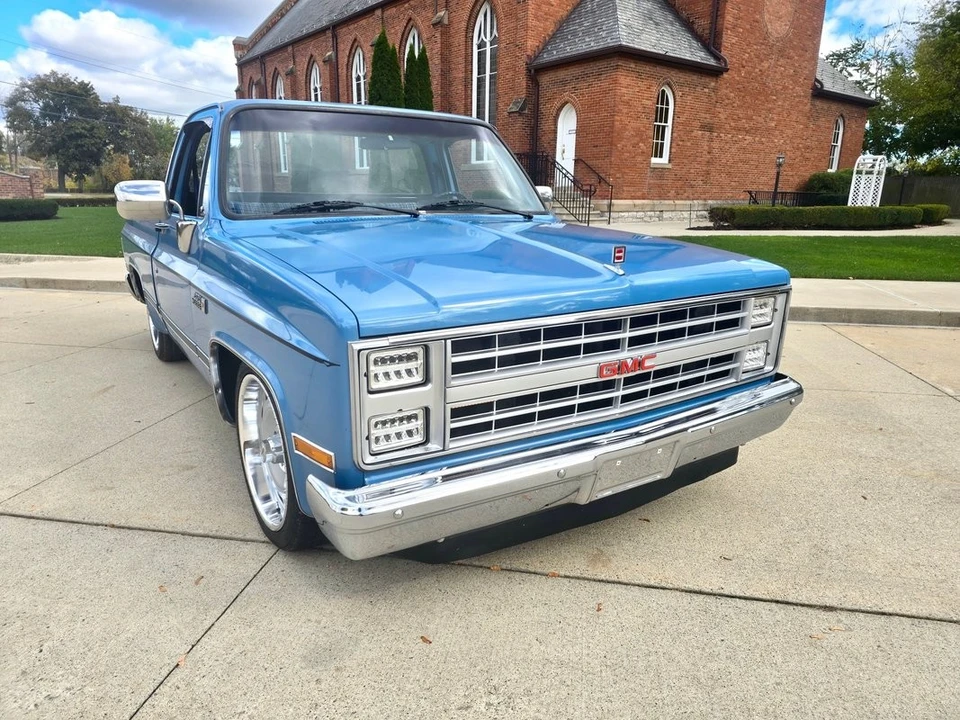 1985 GMC C/K 3rd Gen - Image 7 of 21