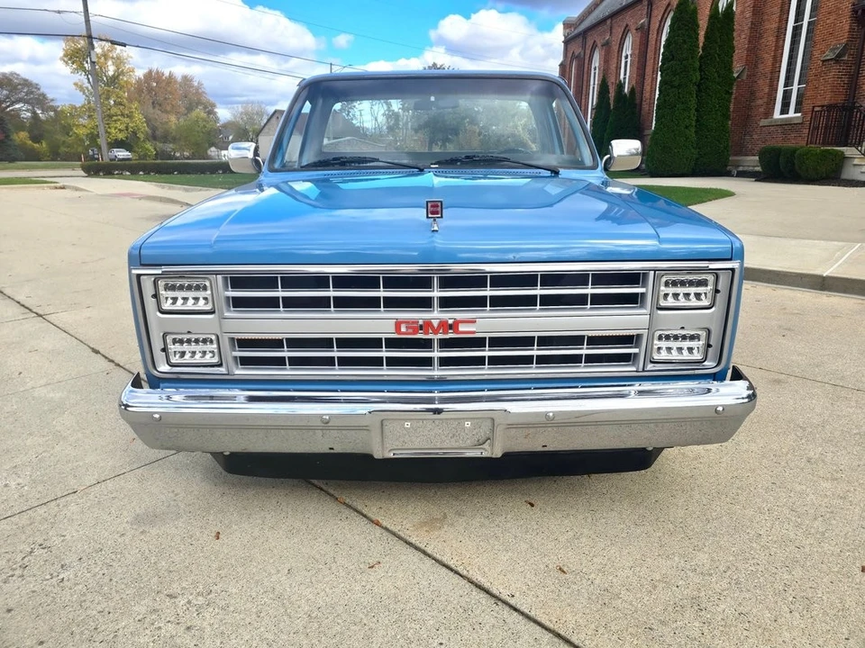 1985 GMC C/K 3rd Gen - Image 8 of 21