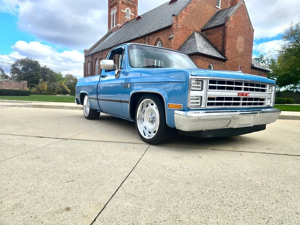 1985 GMC C/K 3rd Gen - Image 3 of 21