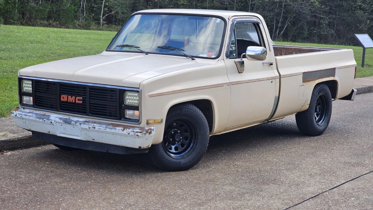 1985 GMC C/K 3rd Gen - Image 2 of 5