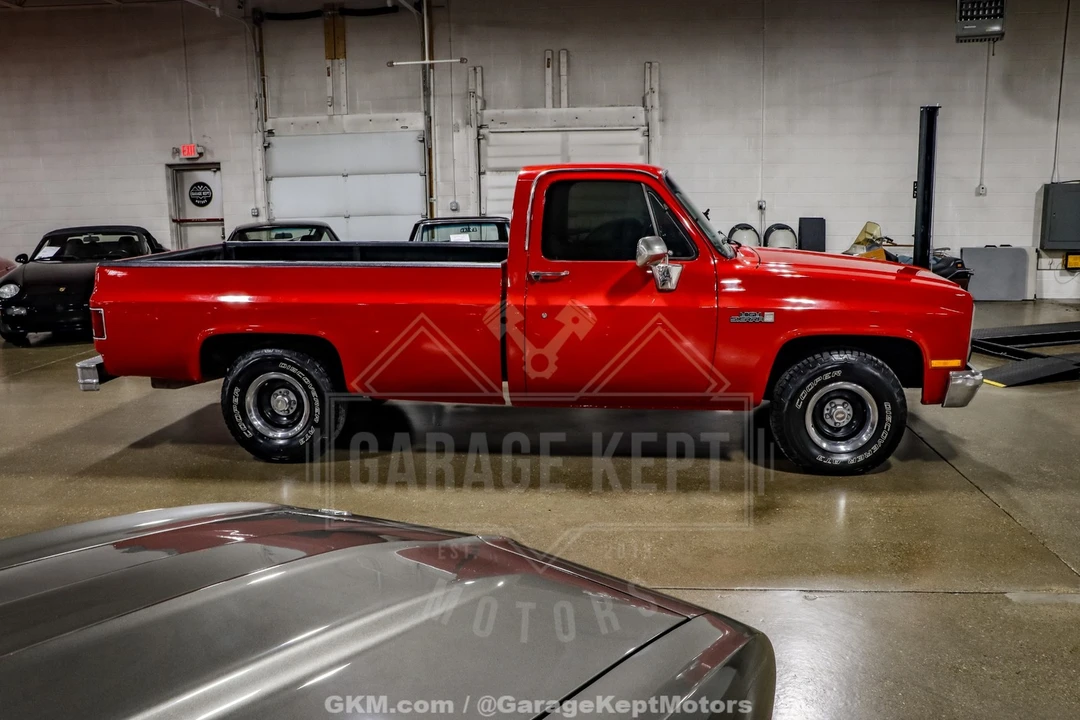 1985 GMC C/K 3rd Gen - Image 11 of 12
