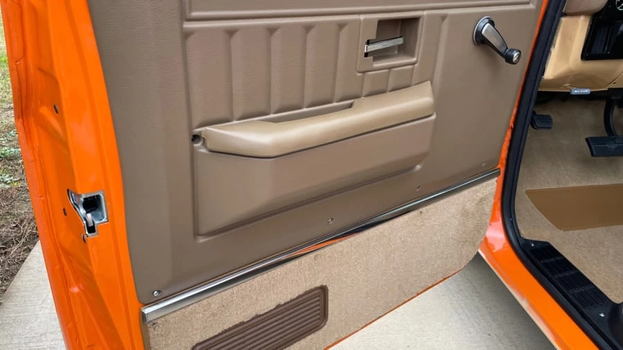 1985 GMC C/K 3rd Gen - Image 4 of 28
