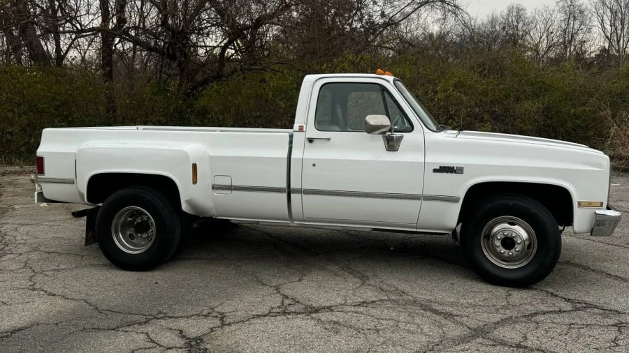 1985 GMC C/K 3rd Gen - Image 2 of 22