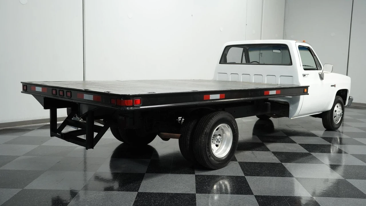 1985 GMC C/K 3rd Gen - Image 10 of 12