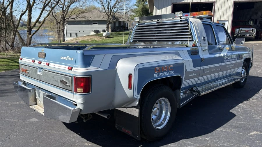 1985 GMC C/K 3rd Gen - Image 3 of 13
