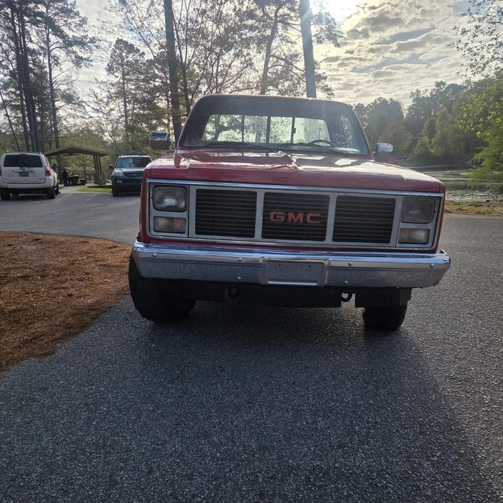1985 GMC C/K 3rd Gen - Image 2 of 13