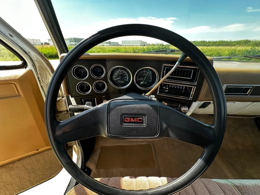 1985 GMC C/K 3rd Gen - Image 9 of 14