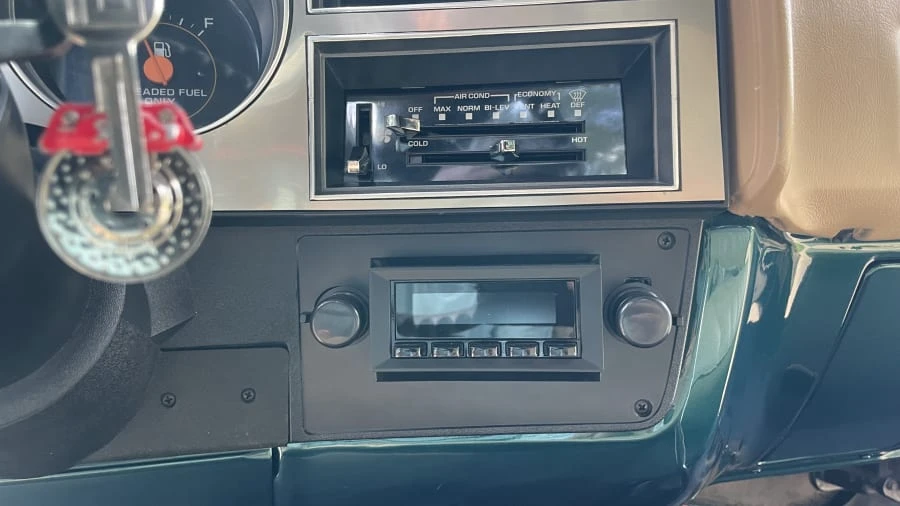 1985 GMC C/K 3rd Gen - Image 5 of 17