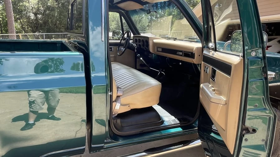 1985 GMC C/K 3rd Gen - Image 7 of 17