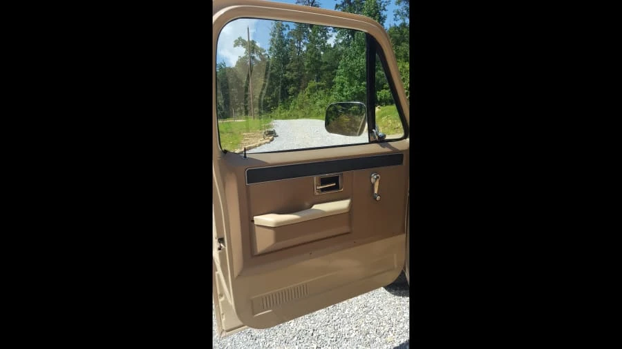 1985 GMC C/K 3rd Gen - Image 8 of 12