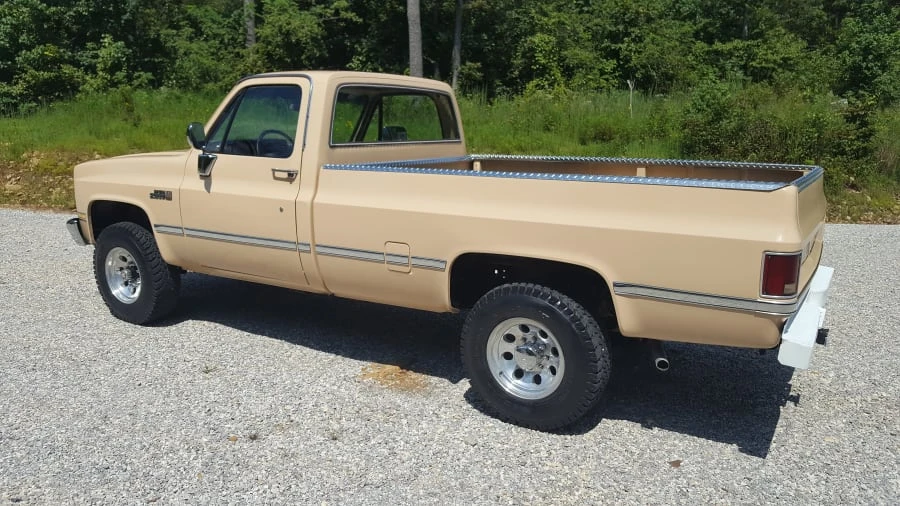 1985 GMC C/K 3rd Gen - Image 3 of 12