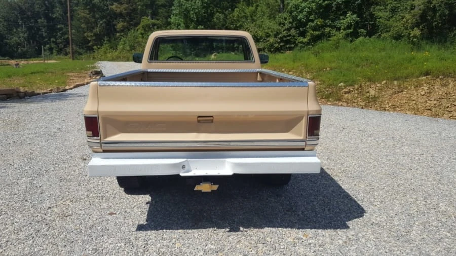 1985 GMC C/K 3rd Gen - Image 11 of 12