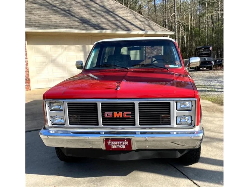 1985 GMC Jimmy 2nd Gen - Image 2 of 5