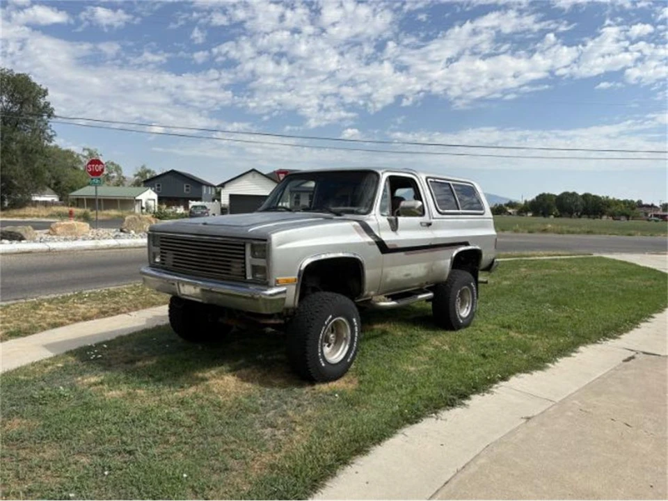 1985 GMC Jimmy 2nd Gen - Image 8 of 11