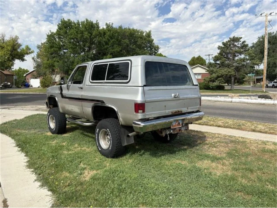 1985 GMC Jimmy 2nd Gen - Image 6 of 11