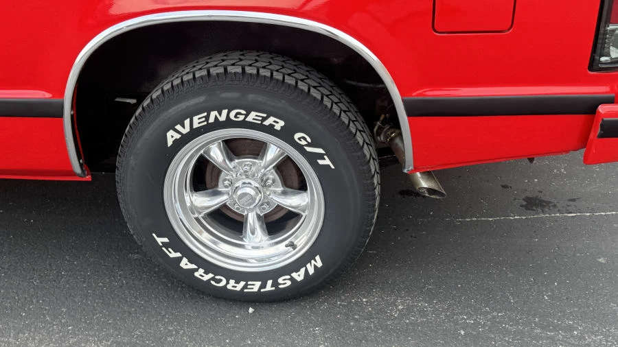 1985 GMC Jimmy 2nd Gen - Image 4 of 9