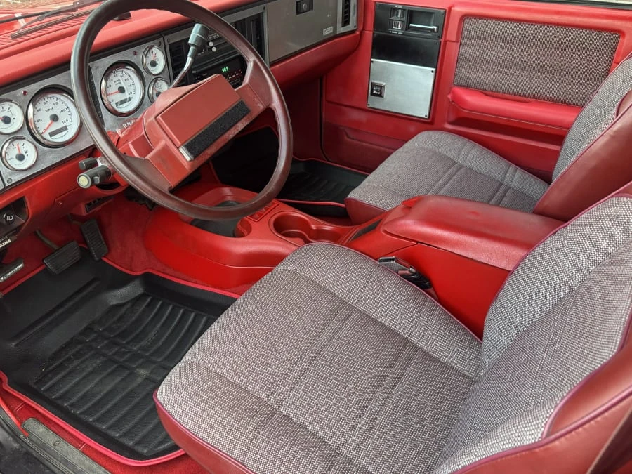 1985 GMC Jimmy 2nd Gen - Image 5 of 9