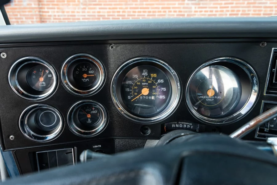 1985 GMC Jimmy 2nd Gen - Image 15 of 16