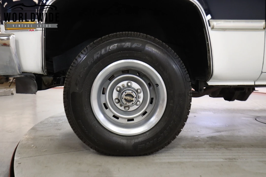 1985 GMC Jimmy 2nd Gen - Image 12 of 12
