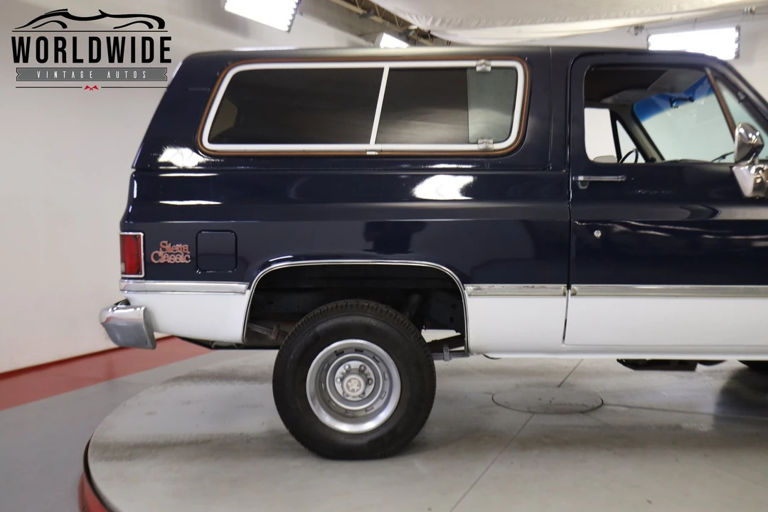 1985 GMC Jimmy 2nd Gen - Image 9 of 12