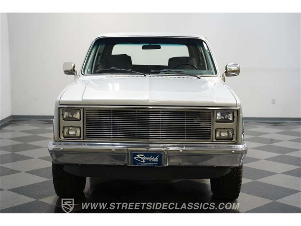 1985 GMC Jimmy 2nd Gen - Image 15 of 31