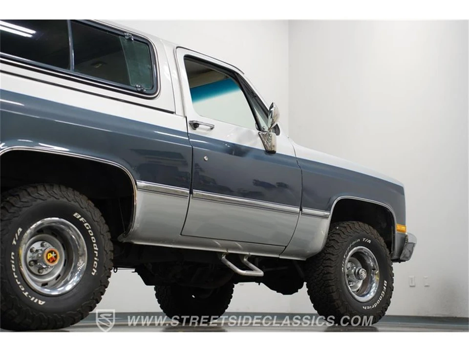 1985 GMC Jimmy 2nd Gen - Image 25 of 31