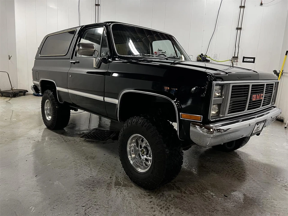1985 GMC Jimmy 2nd Gen - Image 3 of 31