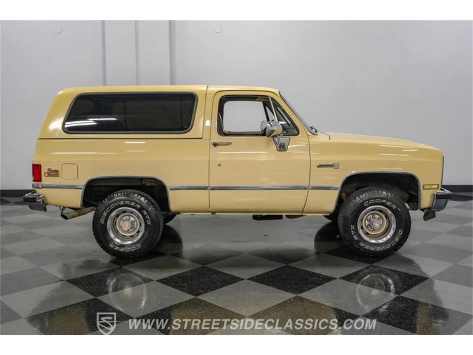1985 GMC Jimmy 2nd Gen - Image 14 of 31