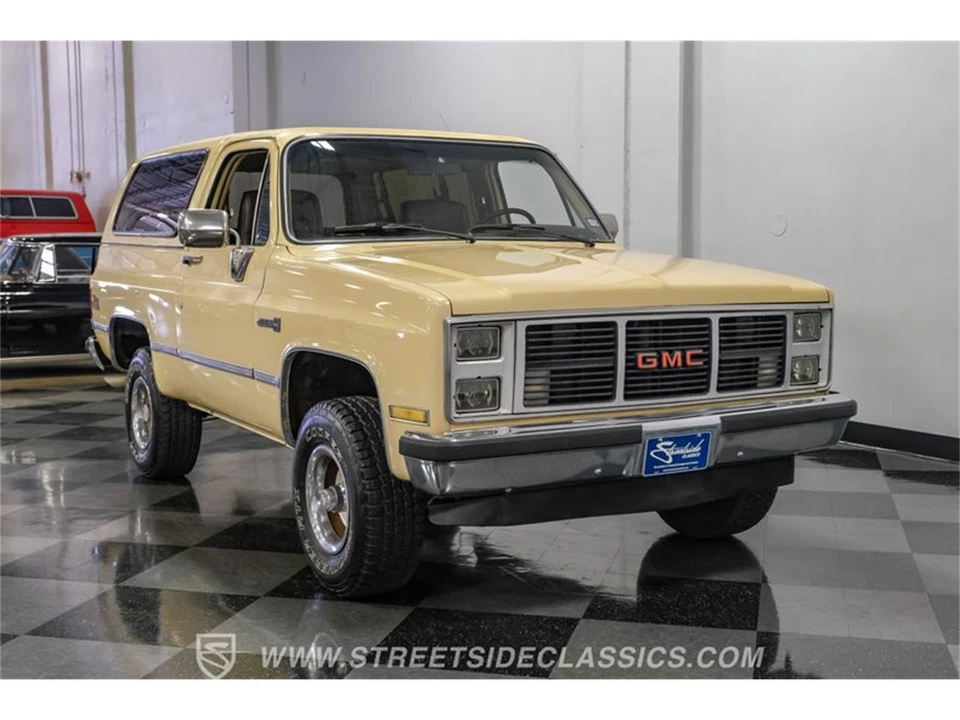 1985 GMC Jimmy 2nd Gen - Image 17 of 31
