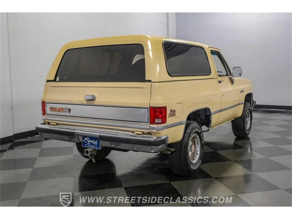 1985 GMC Jimmy 2nd Gen - Image 25 of 31