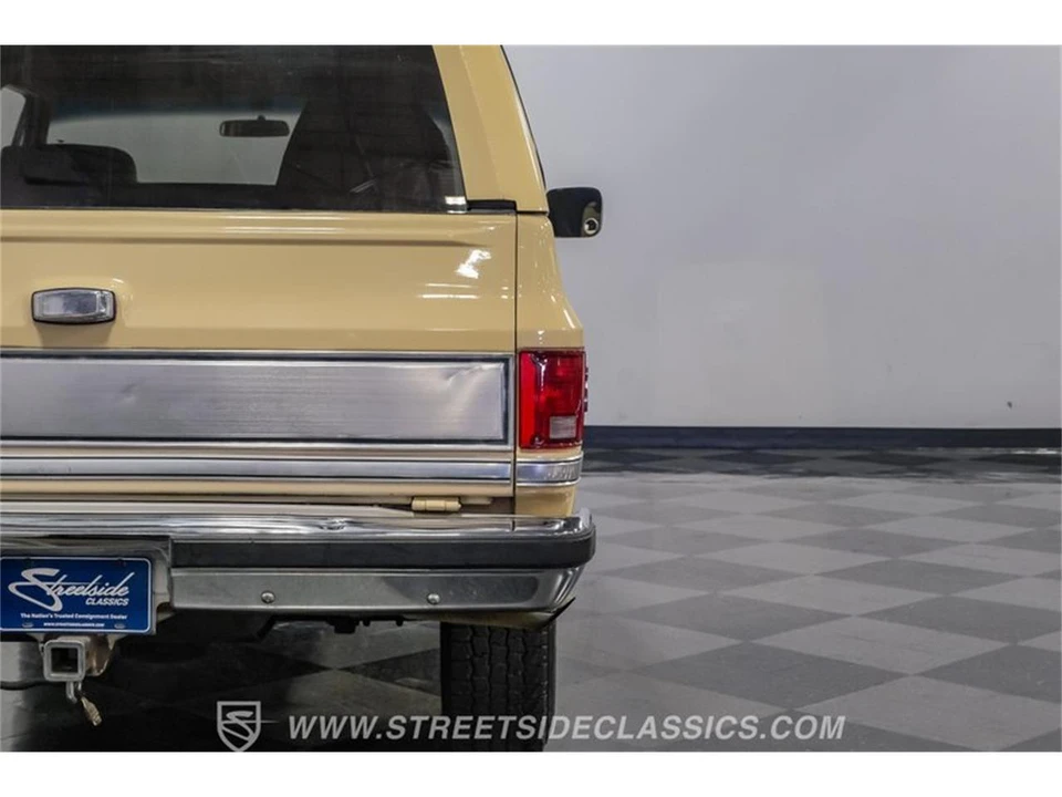 1985 GMC Jimmy 2nd Gen - Image 26 of 31