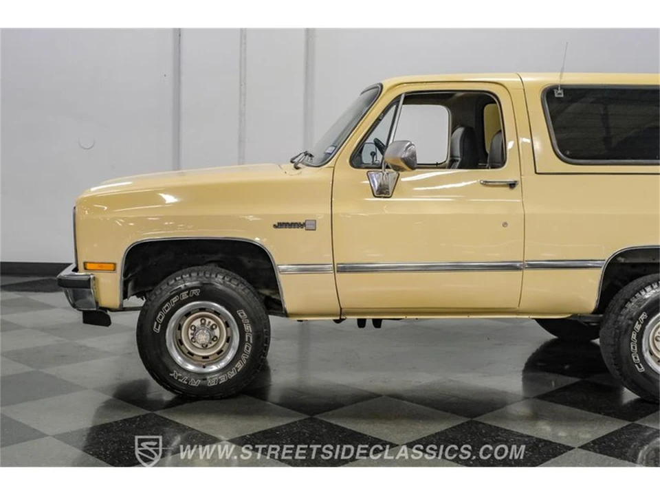 1985 GMC Jimmy 2nd Gen - Image 23 of 31