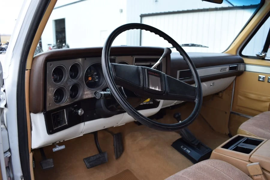 1985 GMC Jimmy 2nd Gen - Image 14 of 25