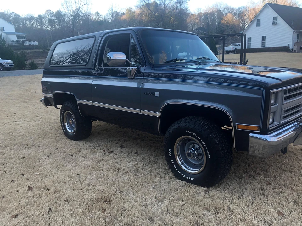1985 GMC Jimmy 2nd Gen - Image 28 of 31