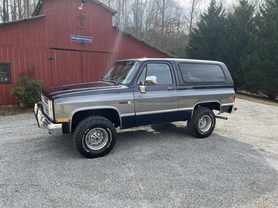 1985 GMC Jimmy 2nd Gen - Image 19 of 31